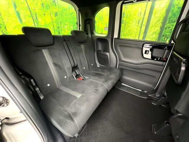 HONDA N BOX CUSTOM 2022 Image 31