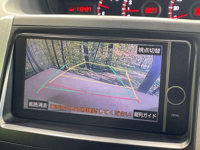 TOYOTA VOXY 2013 Image 31