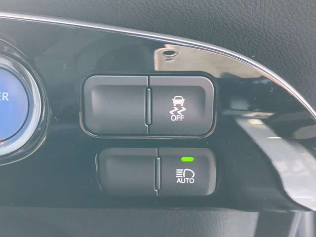 TOYOTA PRIUS 2017 Image 31