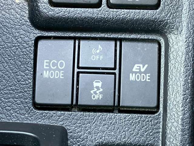 TOYOTA COROLLA FIELDER HYBR 2016 Image 31