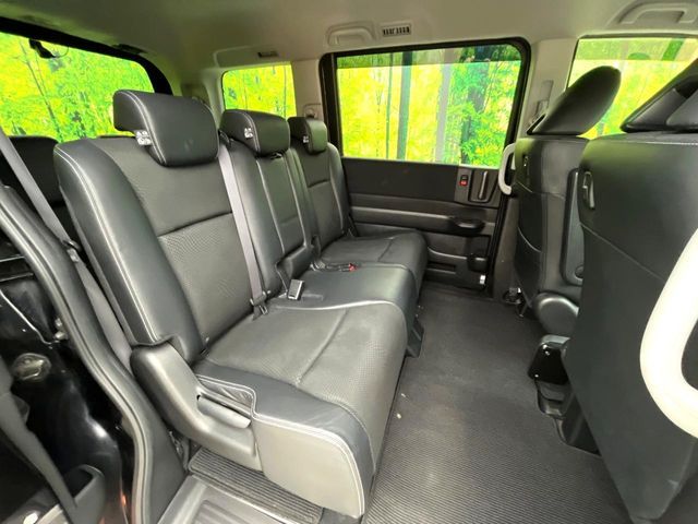 HONDA STEPWAGON SPADA 2013 Image 31