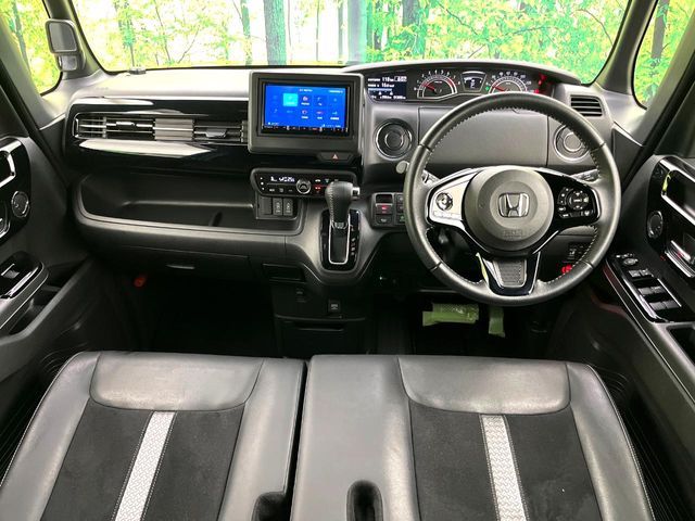 HONDA N BOX CUSTOM 2023 Image 31