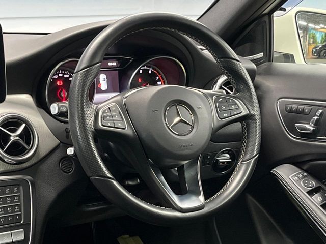 MERCEDES BENZ GLA CL 2018 Image 31