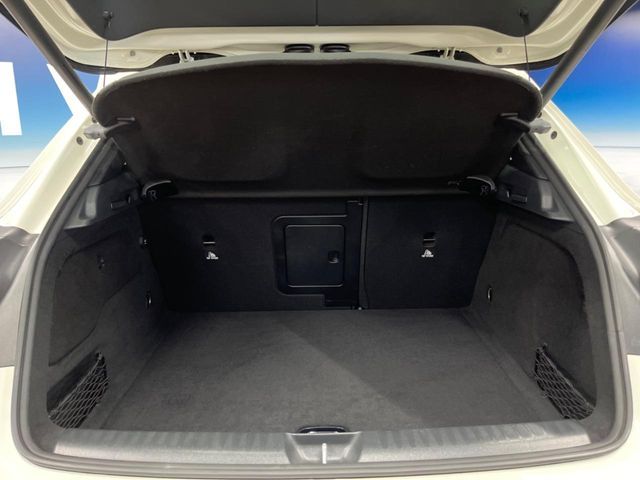 MERCEDES BENZ GLA CL 2018 Image 31