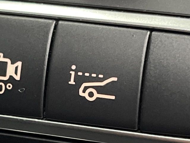 MERCEDES BENZ GLC CL 2019 Image 31