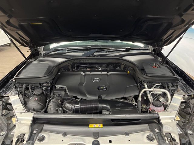 MERCEDES BENZ GLC CL 2019 Image 31