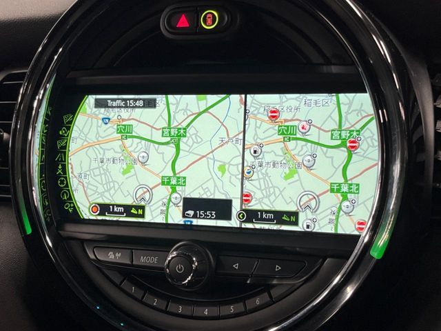 BMW MINI COOPER S 5D 2018 Image 31