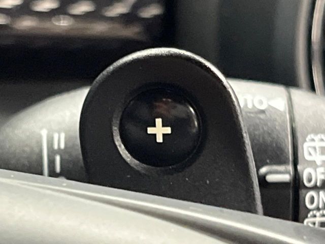 BMW MINI COOPER S 5D 2018 Image 31