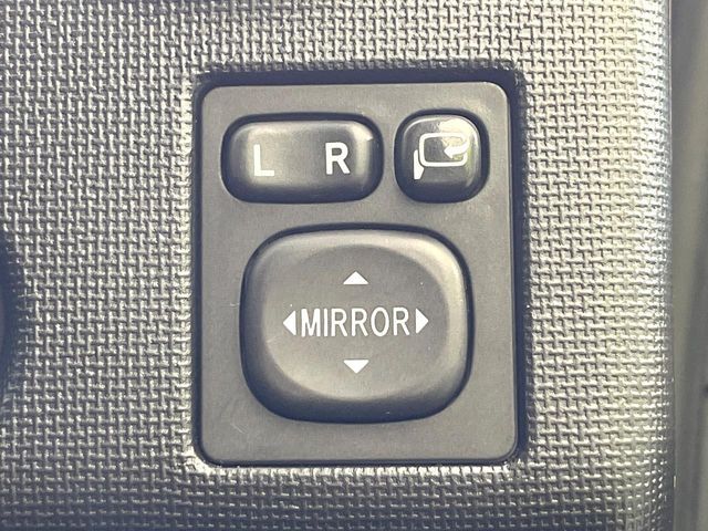 TOYOTA SPADE 2013 Image 31