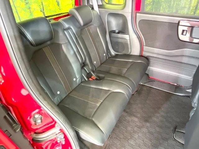 HONDA N BOX CUSTOM 2018 Image 31