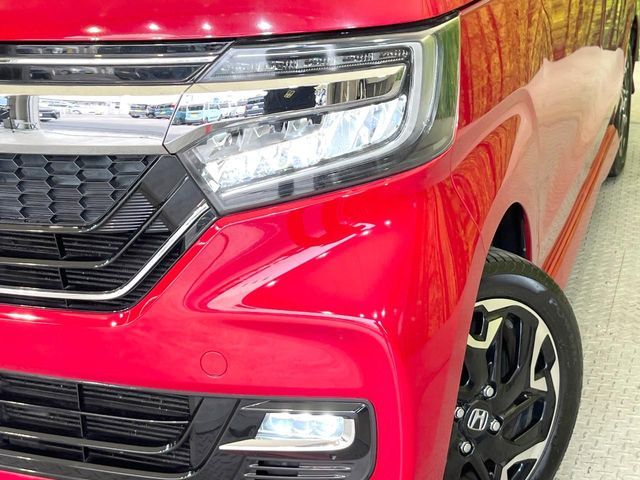 HONDA N BOX CUSTOM 2018 Image 31