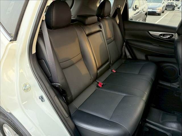 NISSAN X-TRAIL 2WD 2015 Image 31