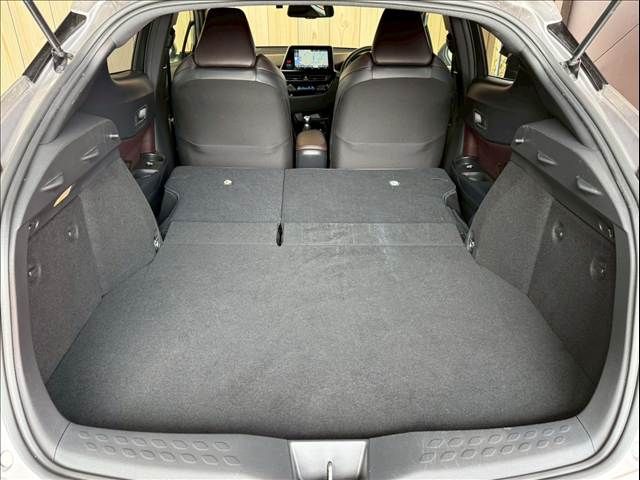 TOYOTA C-HR 2017 Image 31