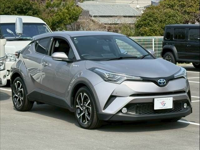 TOYOTA C-HR 2017 Image 31