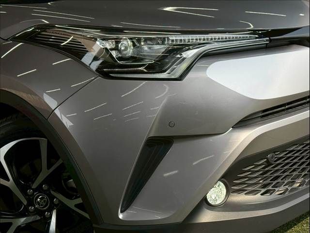 TOYOTA C-HR 2017 Image 31