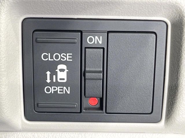 HONDA N BOX 2025 Image 31