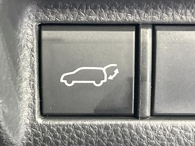 TOYOTA HARRIER HYBRID 2020 Image 31