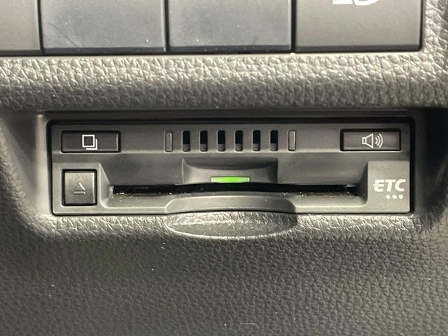 TOYOTA RAV4 HYBRID 4WD 2019 Image 31