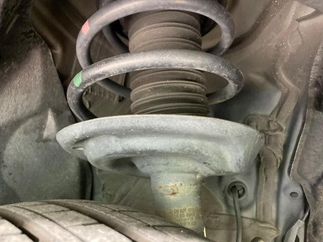 TOYOTA RAV4 HYBRID 4WD 2019 Image 31