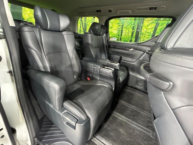 TOYOTA ALPHARD HYBRID 4WD 2018 Image 31