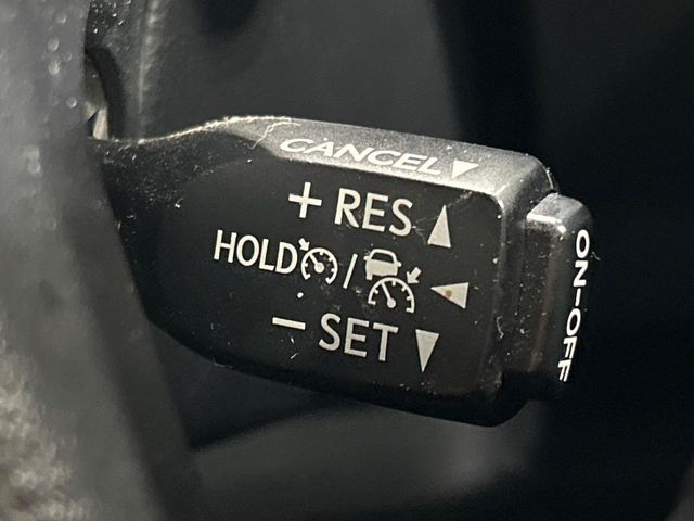 TOYOTA ALPHARD HYBRID 4WD 2018 Image 31