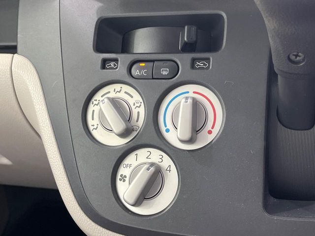 MITSUBISHI EK SPACE 2015 Image 31