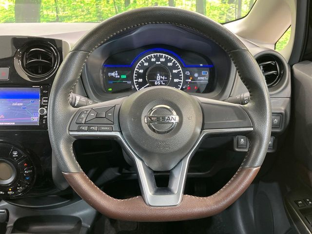 NISSAN NOTE 2017 Image 31