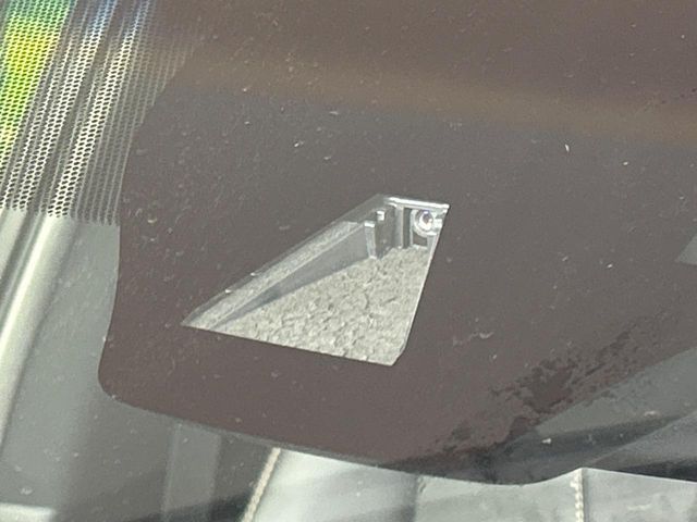 TOYOTA HARRIER HYBRID 2014 Image 31