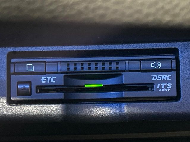 TOYOTA HARRIER HYBRID 2014 Image 31