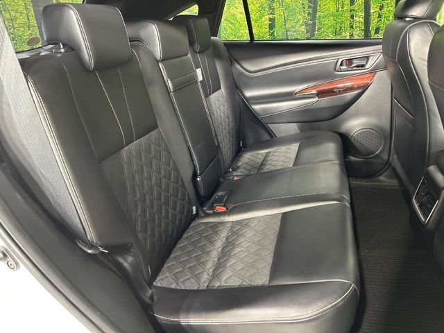 TOYOTA HARRIER HYBRID 2014 Image 31