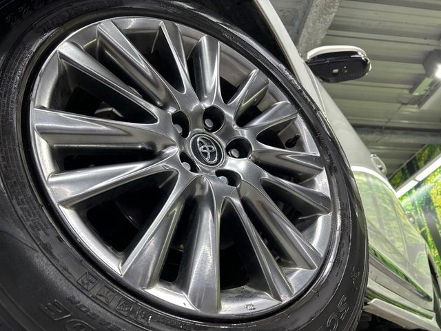 TOYOTA HARRIER HYBRID 2014 Image 31