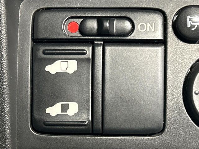 HONDA FREED SPIKE 4WD 2010 Image 31