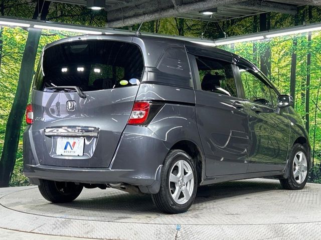 HONDA FREED SPIKE 4WD 2010 Image 31