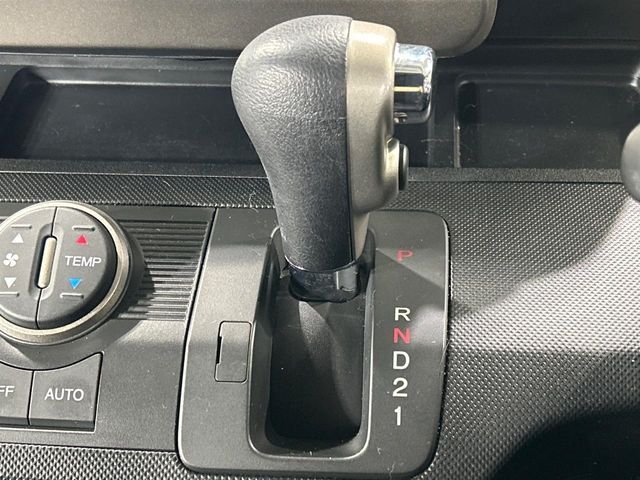 HONDA FREED SPIKE 4WD 2010 Image 31