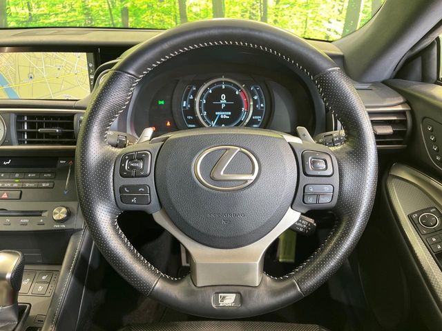 TOYOTA LEXUS RC300 2018 Image 31