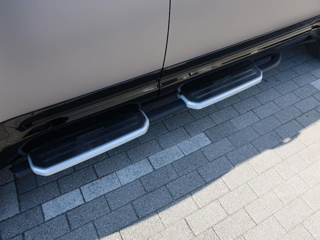 ROVER DEFENDER 2023 Image 31