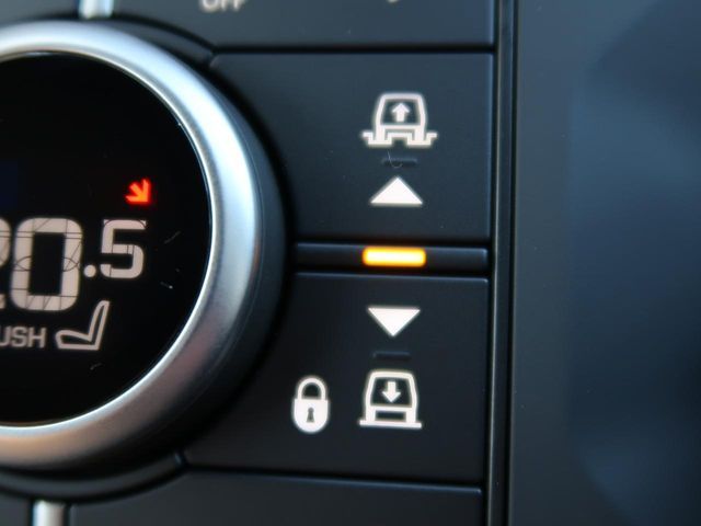 ROVER DEFENDER 2023 Image 31