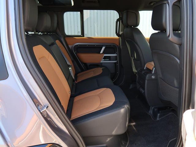 ROVER DEFENDER 2023 Image 31