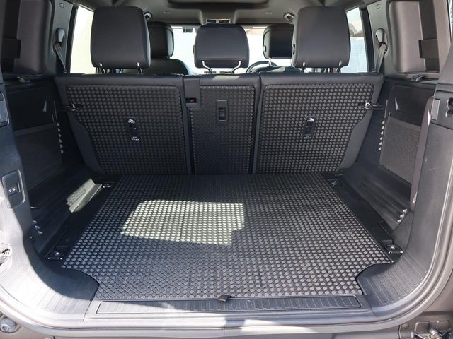 ROVER DEFENDER 2023 Image 31