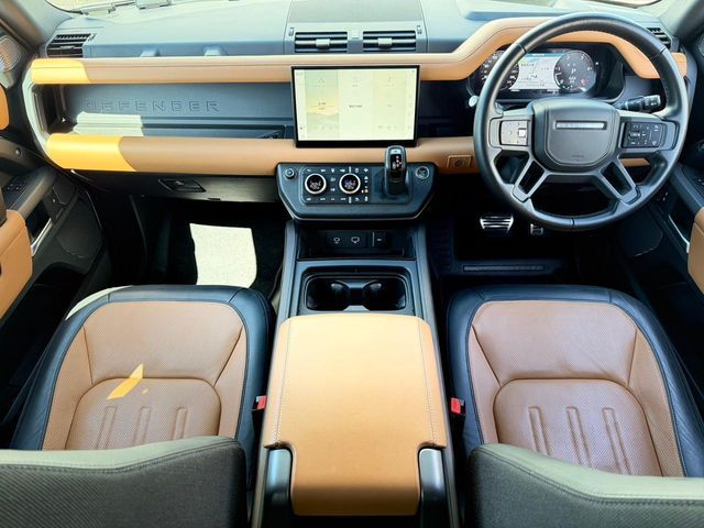 ROVER DEFENDER 2022 Image 31