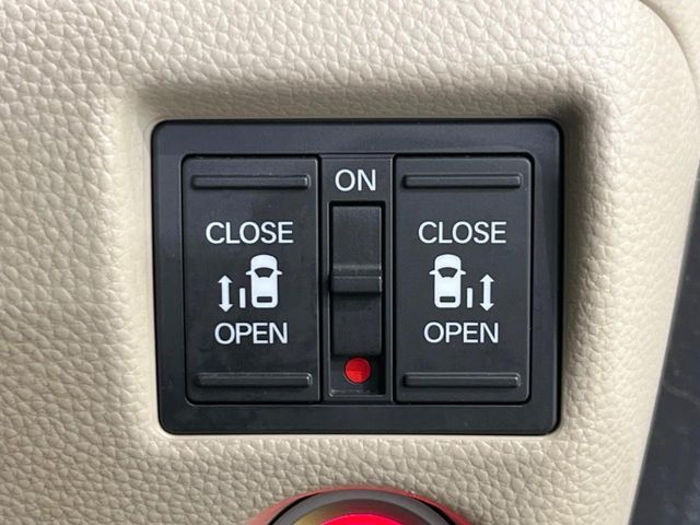 HONDA N BOX 4WD 2019 Image 31