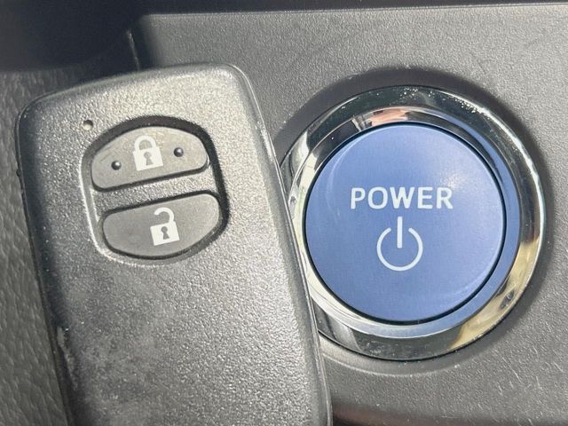 TOYOTA COROLLA FIELDER HYBR 2015 Image 31