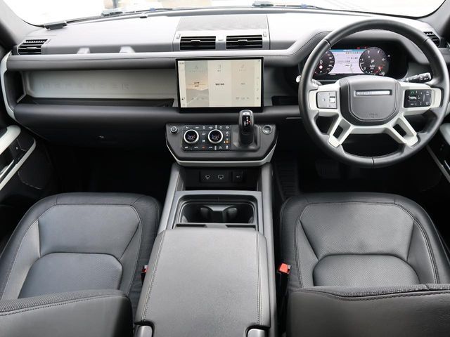 ROVER DEFENDER 2022 Image 31