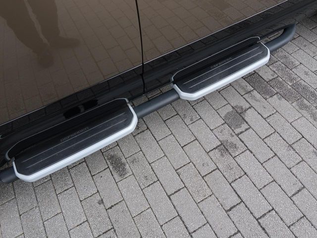 ROVER DEFENDER 2022 Image 31