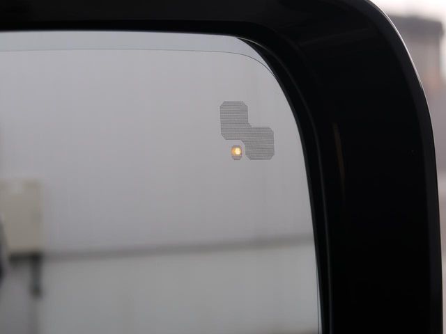 ROVER DEFENDER 2022 Image 31