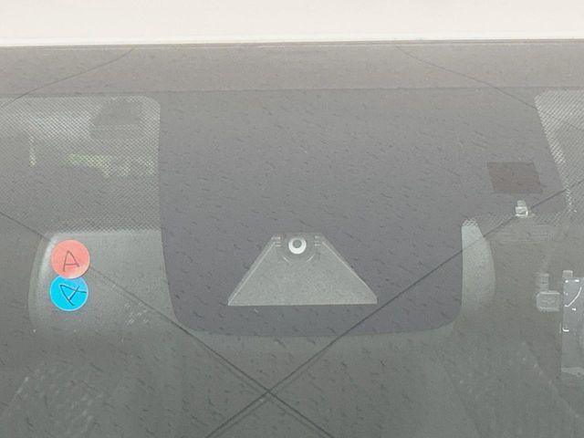 TOYOTA PRIUS 2017 Image 31