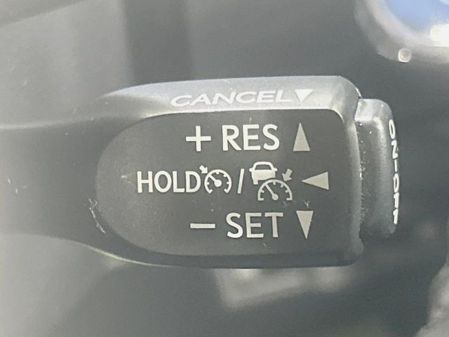 TOYOTA PRIUS 2017 Image 31