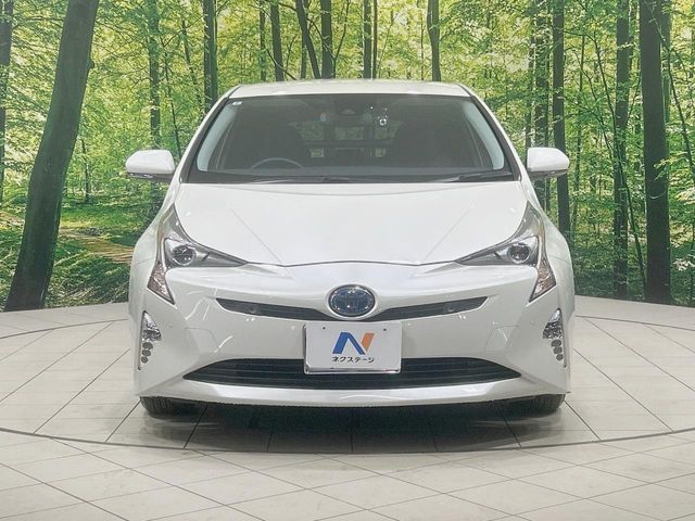 TOYOTA PRIUS 2017 Image 31