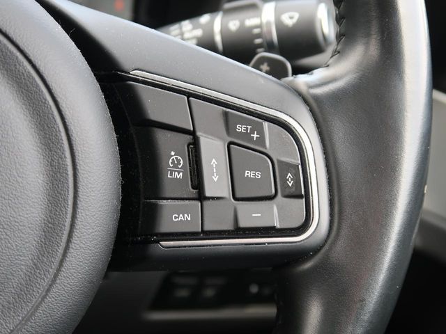 JAGUAR XFSERIES 2017 Image 31