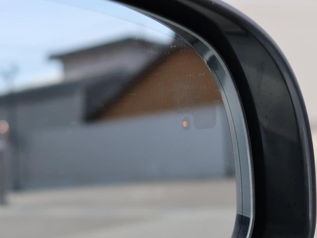 JAGUAR XFSERIES 2017 Image 31